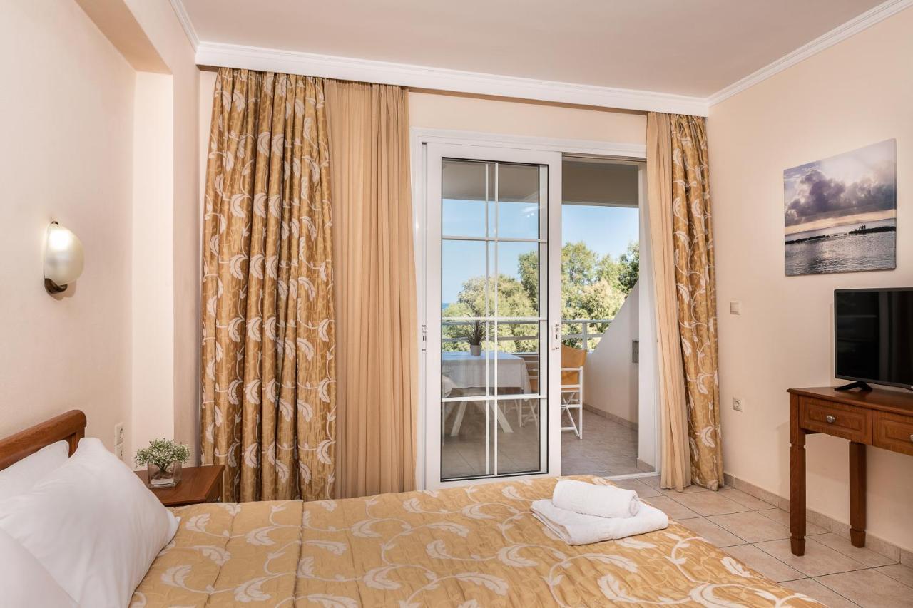 Angela Beach Aparthotel Platanés Esterno foto