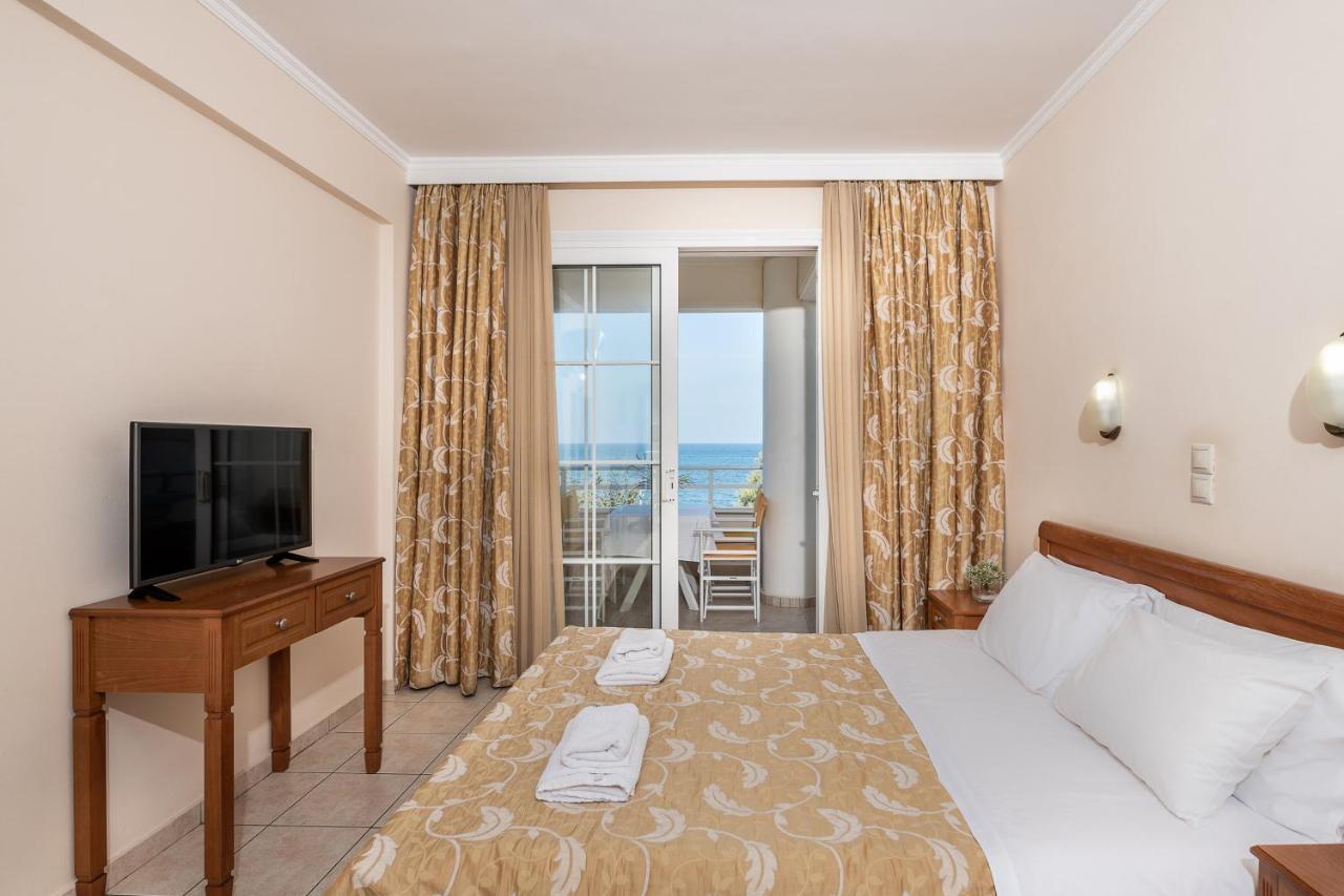 Angela Beach Aparthotel Platanés Esterno foto